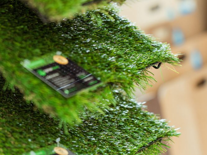 synthetic-lawn_flooring_featured-by-linq-flooring-vernon